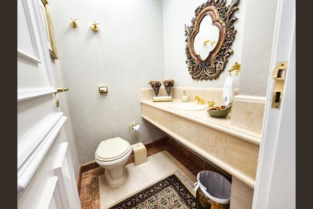 Apartamento à venda com 257m², 3 quartos e 2 vagas Apartamento à venda com 257m², 3 quartos e 2 vagasLavabo