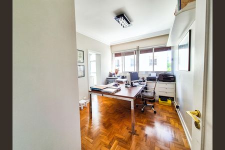 Apartamento à venda com 257m², 3 quartos e 2 vagas Apartamento à venda com 257m², 3 quartos e 2 vagasSuíte 1