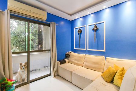 Apartamento para alugar com 75m², 2 quartos e 1 vaga Apartamento para alugar com 75m², 2 quartos e 1 vagaSala