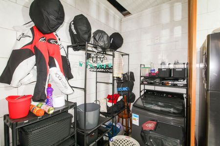 Apartamento para alugar com 75m², 2 quartos e 1 vaga Apartamento para alugar com 75m², 2 quartos e 1 vagaCozinha e Área de Serviço