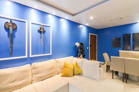 Apartamento para alugar com 75m², 2 quartos e 1 vaga Apartamento para alugar com 75m², 2 quartos e 1 vagaSala