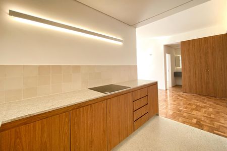 Apartamento à venda com 90m², 2 quartos e sem vaga Apartamento à venda com 90m², 2 quartos e sem vagaCozinha