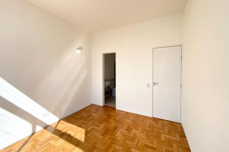 Apartamento à venda com 90m², 2 quartos e sem vaga Apartamento à venda com 90m², 2 quartos e sem vagaSuite 1