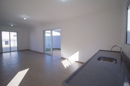 Casa de condomínio para alugar com 115m², 3 quartos e 2 vagas Casa de condomínio para alugar com 115m², 3 quartos e 2 vagasCozinha