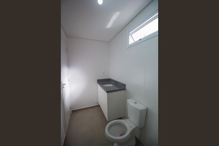 Casa de condomínio para alugar com 115m², 3 quartos e 2 vagas Casa de condomínio para alugar com 115m², 3 quartos e 2 vagasBanheiro