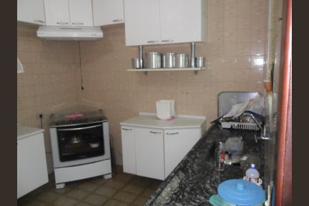 Casa à venda com 2 quartos, 222m² em Jardim Maria Cecilia, São Bernardo do Campo