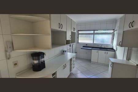 Apartamento à venda com 163m², 3 quartos e 1 vaga Apartamento à venda com 163m², 3 quartos e 1 vagaFoto 04