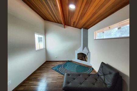Casa à venda com 3 quartos, 210m² em Nova Petrópolis, São Bernardo do Campo