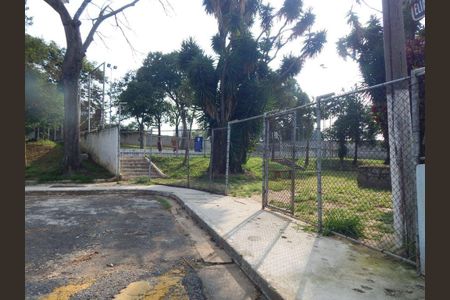 Casa à venda com 136m², 3 quartos e 2 vagas