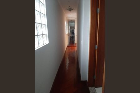 Casa à venda com 250m², 12 quartos e 6 vagas