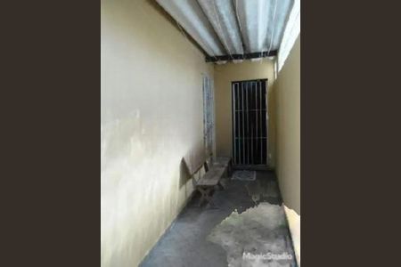 Foto 05 de casa à venda com 2 quartos, 100m² em Conjunto Residencial Salvador Tolezani, São Paulo
