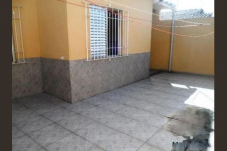 Foto 02 de casa à venda com 2 quartos, 100m² em Conjunto Residencial Salvador Tolezani, São Paulo