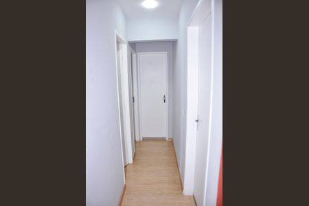 Apartamento para alugar com 48m², 2 quartos e 1 vagaDetalhe - Corredor Quartos