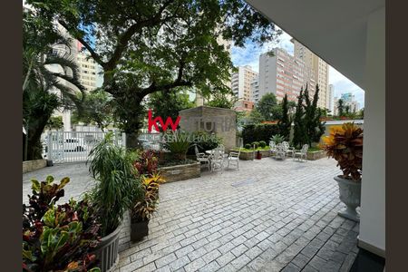Apartamento à venda com 200m², 3 quartos e sem vaga