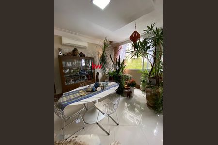 Apartamento à venda com 200m², 3 quartos e sem vaga