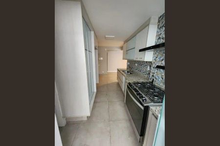 Apartamento à venda com 2 quartos, 93m² em Vila Madalena, São Paulo
