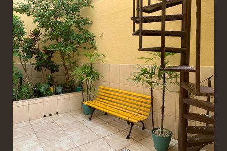 Casa à venda com 4 quartos, 200m² em Jardim Maria Adelaide, São Bernardo do Campo