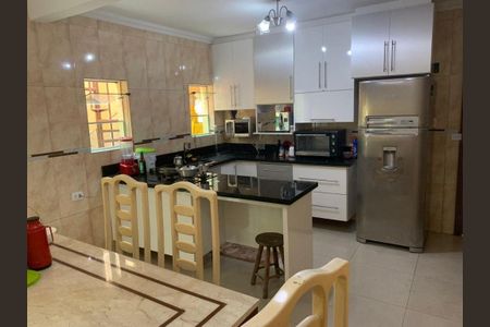 Casa à venda com 200m², 4 quartos e 3 vagas