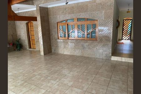 Casa à venda com 200m², 4 quartos e 3 vagas