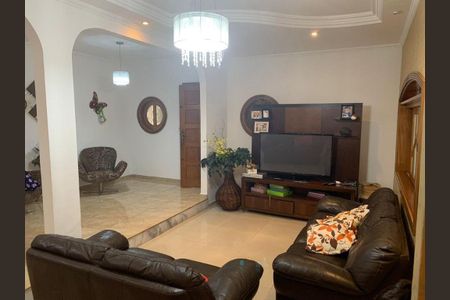Casa à venda com 4 quartos, 200m² em Jardim Maria Adelaide, São Bernardo do Campo