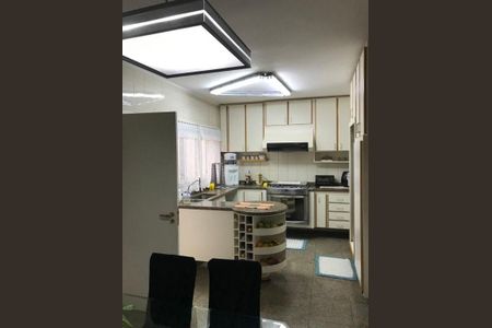 Casa à venda com 4 quartos, 525m² em Jardim Chácara Inglesa, São Bernardo do Campo