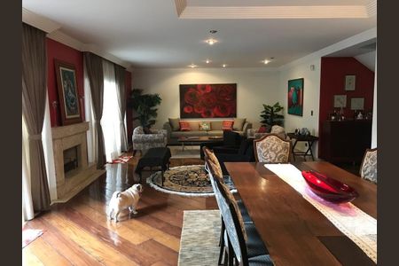 Casa à venda com 4 quartos, 525m² em Jardim Chácara Inglesa, São Bernardo do Campo