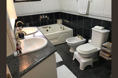 Casa à venda com 4 quartos, 525m² em Jardim Chácara Inglesa, São Bernardo do Campo