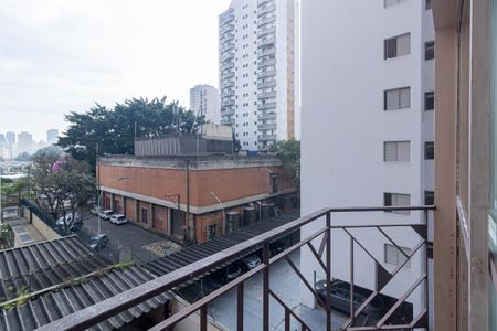 Apartamento à venda com 65m², 1 quarto e 1 vaga Apartamento à venda com 65m², 1 quarto e 1 vagaVaranda