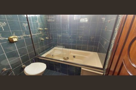 Casa à venda com 309m², 3 quartos e 8 vagas