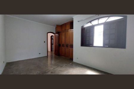 Casa à venda com 309m², 3 quartos e 8 vagas