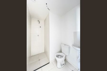 Banheiro de apartamento para alugar com 2 quartos, 29m² em Vila Santo Estefano, São Paulo