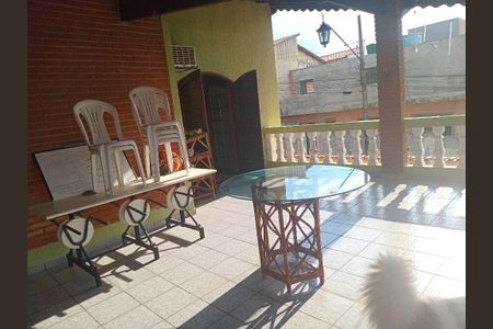 Casa à venda com 4 quartos, 219m² em Jardim Valdibia, São Bernardo do Campo