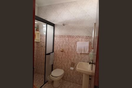 Casa à venda com 220m², 4 quartos e sem vaga