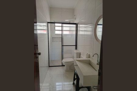 Casa à venda com 220m², 4 quartos e sem vaga