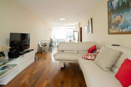 Casa à venda com 4 quartos, 280m² em Nova Petrópolis, São Bernardo do Campo