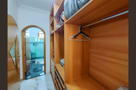 Casa à venda com 478m², 4 quartos e sem vaga