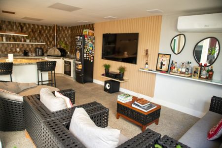 Casa de condomínio à venda com 315m², 4 quartos e 2 vagas Casa de condomínio à venda com 315m², 4 quartos e 2 vagasÁrea Gourmet