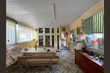 Casa à venda com 3 quartos, 252m² em Nova Petrópolis, São Bernardo do Campo