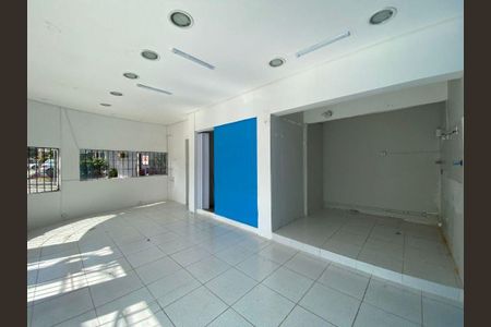Casa à venda com 3 quartos, 252m² em Nova Petrópolis, São Bernardo do Campo