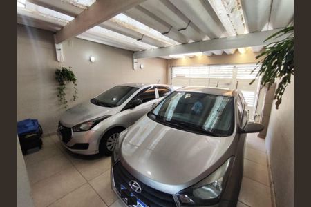 Casa à venda com 3 quartos, 122m² em Alves Dias, São Bernardo do Campo