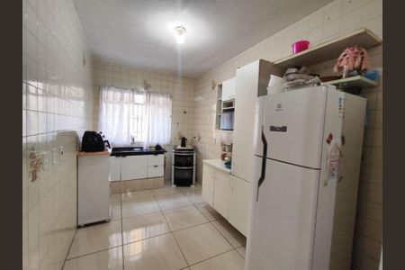 Casa à venda com 3 quartos, 122m² em Alves Dias, São Bernardo do Campo