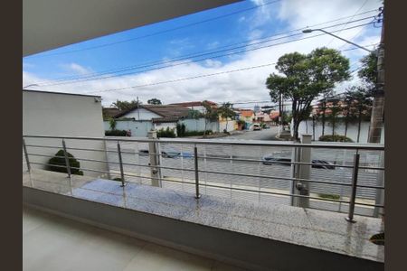 Casa à venda com 4 quartos, 300m² em Parque dos Passaros, São Bernardo do Campo