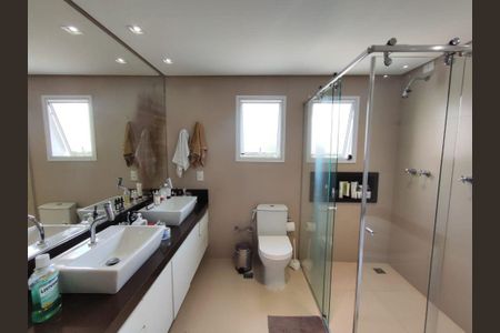 Casa à venda com 300m², 4 quartos e 6 vagas