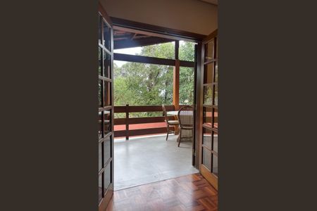 Varanda de casa de condomínio à venda com 4 quartos, 500m² em Parque dos Principes, São Paulo