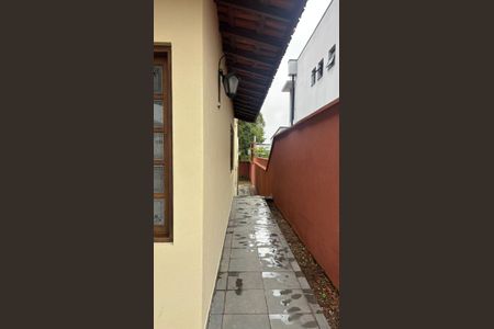 Corredor de casa de condomínio à venda com 4 quartos, 500m² em Parque dos Principes, São Paulo