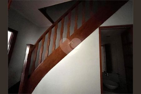 Casa à venda com 3 quartos, 200m² em Vila Ester (Zona Norte), São Paulo