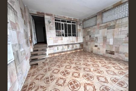 Casa à venda com 3 quartos, 200m² em Vila Ester (Zona Norte), São Paulo
