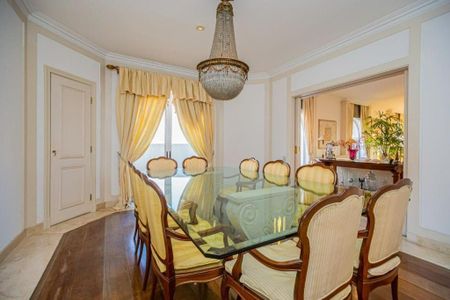 Apartamento à venda com 550m², 5 quartos e 8 vagas