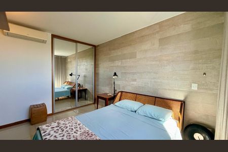 Apartamento à venda com 2 quartos, 68m² em Santa Tereza, Belo Horizonte