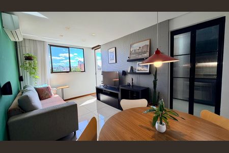 Apartamento à venda com 2 quartos, 68m² em Santa Tereza, Belo Horizonte